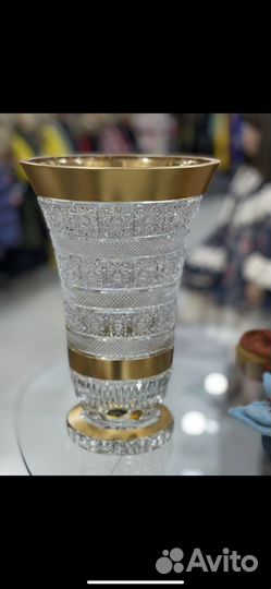 Хрустальная ваза