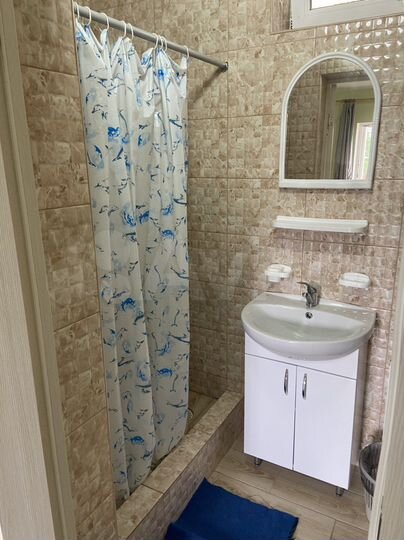 Дом 512 м² на участке 8 сот.