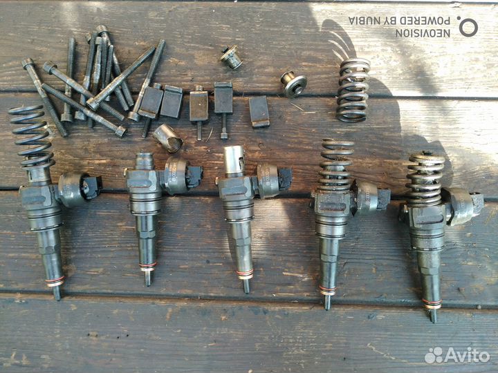 Насос-форсунка Фольксваген Т5 2.5 BNZ