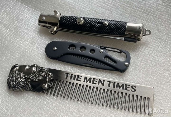 Набор расчесок