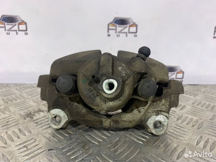 Суппорт тормозной передний правый Volkswagen Jetta