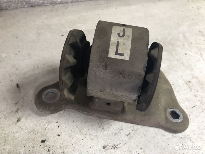 Опора кпп Mitsubishi Lancer 9