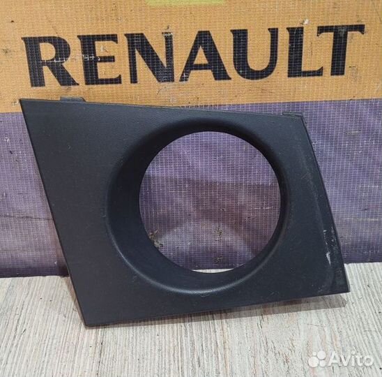 Оправа накладка птф туманки Renault megane 2 Прав
