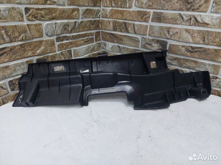 Накладка в салоне левая Jeep Grand Cherokee WK2