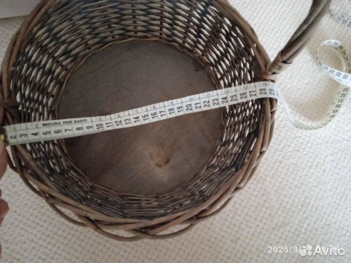 Корзина плетеная