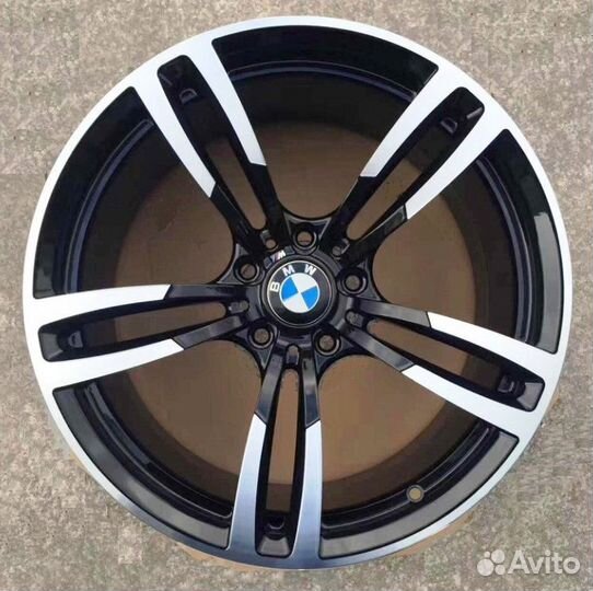 Разноширокие диски R19 для BMW