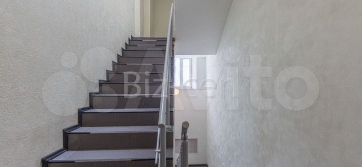 Сдам офис 46.4 м2 у м. Красносельская