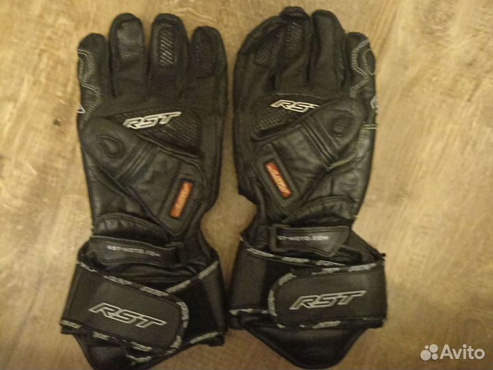 Перчатки для мотоцикла