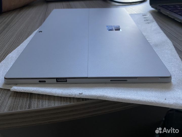 Microsoft surface pro 7