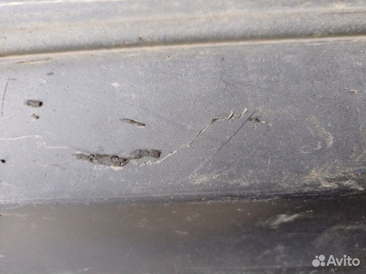 Молдинг двери передней правой Toyota RAV4