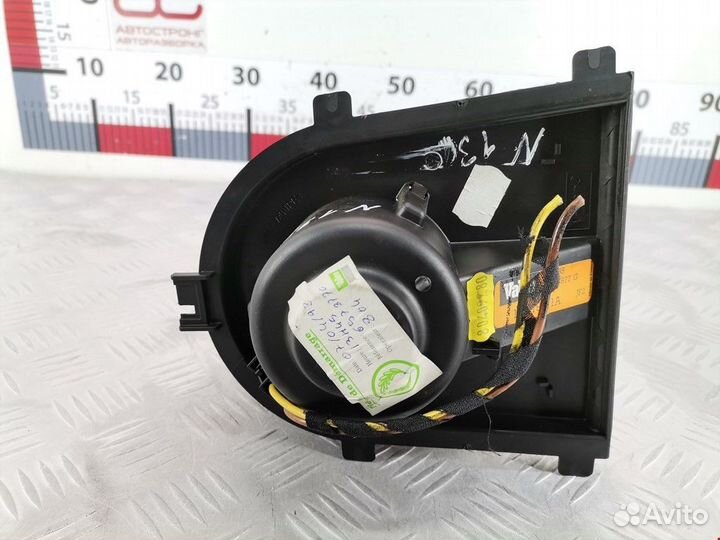 Моторчик печки Volkswagen Golf 3 1998 1J1819021C