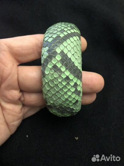 Браслет из кожи питона