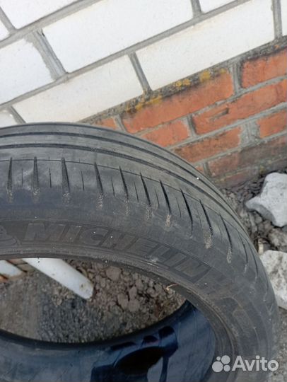 Michelin Arctic Alpin 235/45 R18 98Y