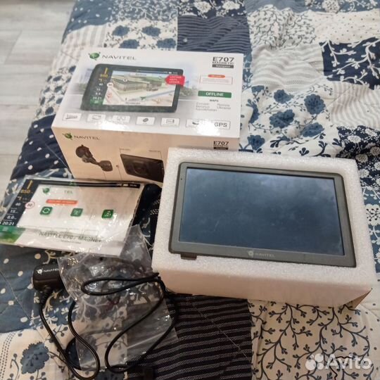 Навигатор Navitel E707 magnetic