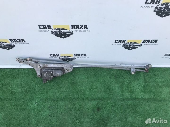 Трапеция стеклоочистителей с моторчиком