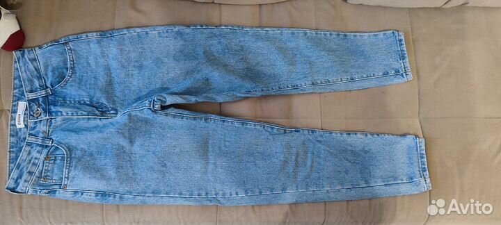 Джинсы новые