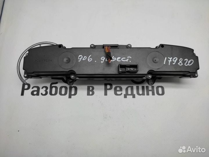 Блок кнопок w906 Sprinter 646.986 2008