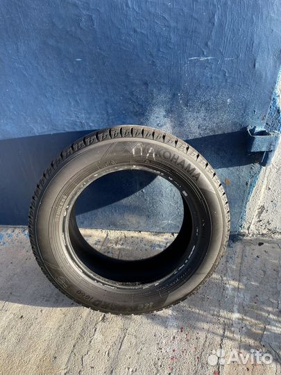 Yokohama IceGuard Stud IG65 205/60 R16