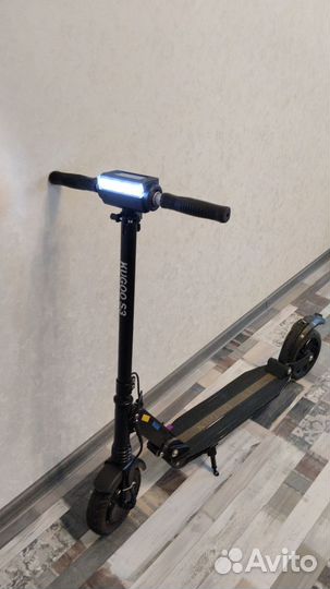 Электросамокат Kugoo S3 (на ходу)