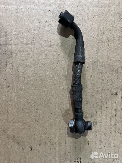 Volkswagen пассат Б3 трубка масла на турбину