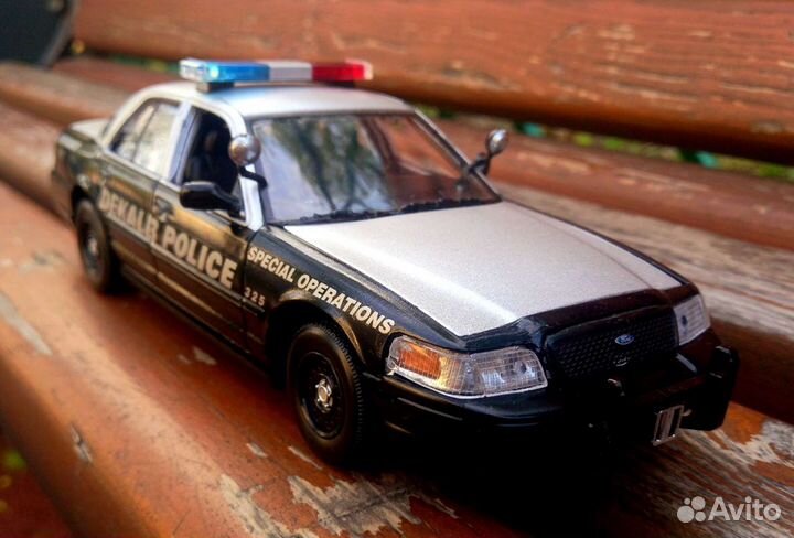 Ford crown victoria 1/24