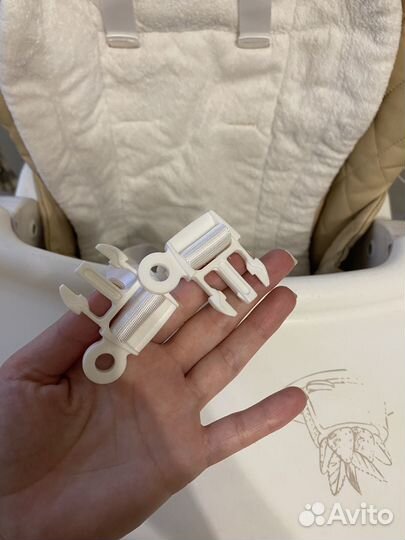 Стульчик для кормления hb