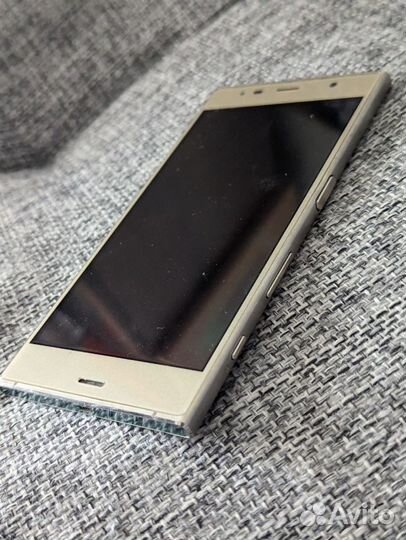 Sony Xperia XZ Premium, 4/64 ГБ