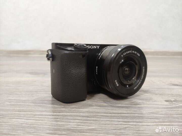 Sony A6000 + 16-50mm