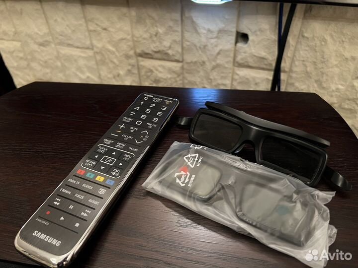 Телевизор Samsung UE60D8000 3D