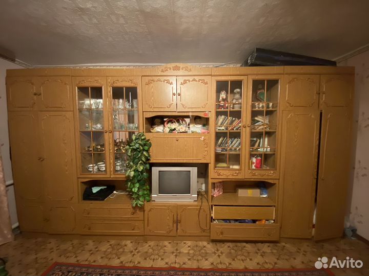 Стенка бу 5метров