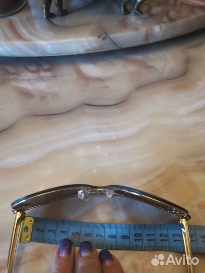 Солнцезащитные очки женские брендовые