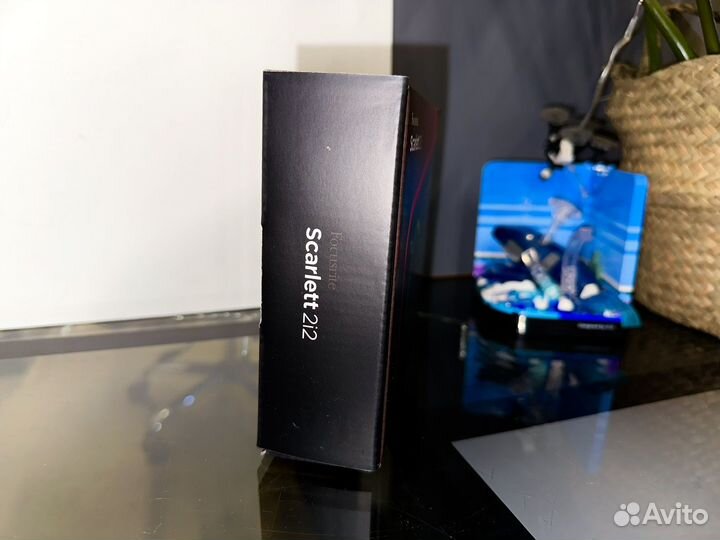 Аудиоинтерфейс Focusrite Scarlett 2i2 4th Gen