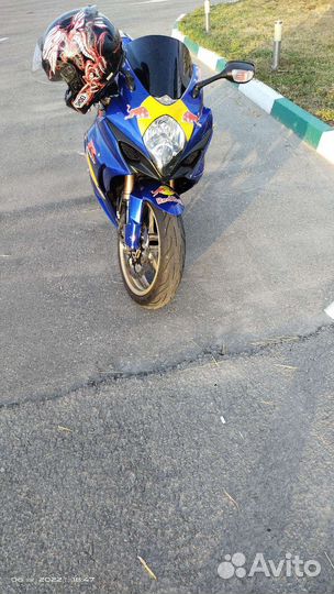 Сузуки GSX R 1000