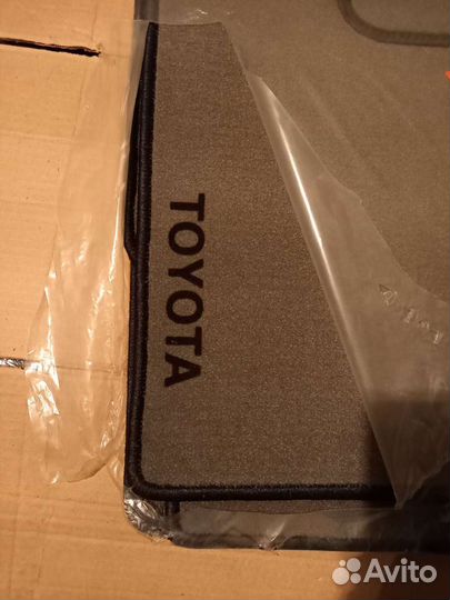 Коврики в салон Toyota Avensis 03-08 текстиль