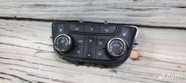 Блок управления климатической установкой Opel