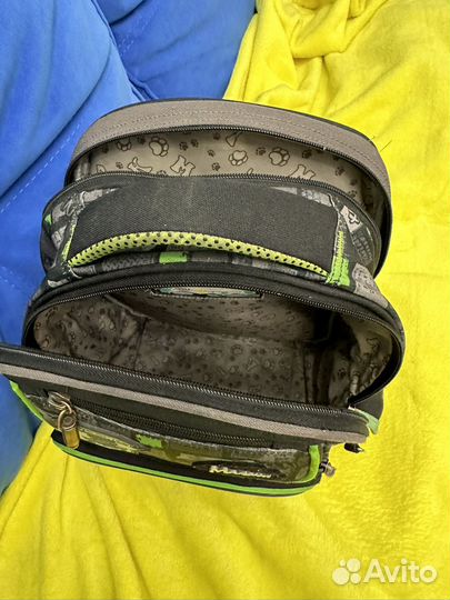 Школьный рюкзак