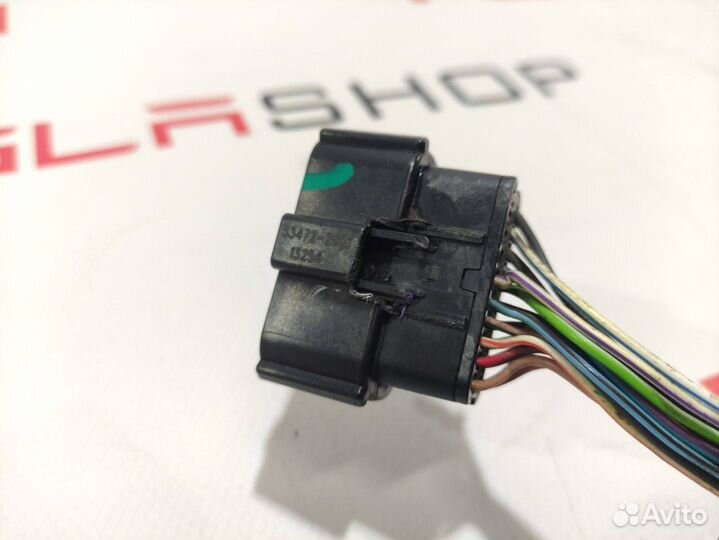 Фишка (разъем) электропроводка подкапотная Tesla