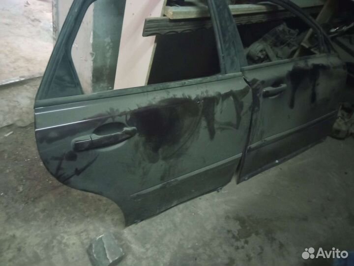 Двери Вольво s40