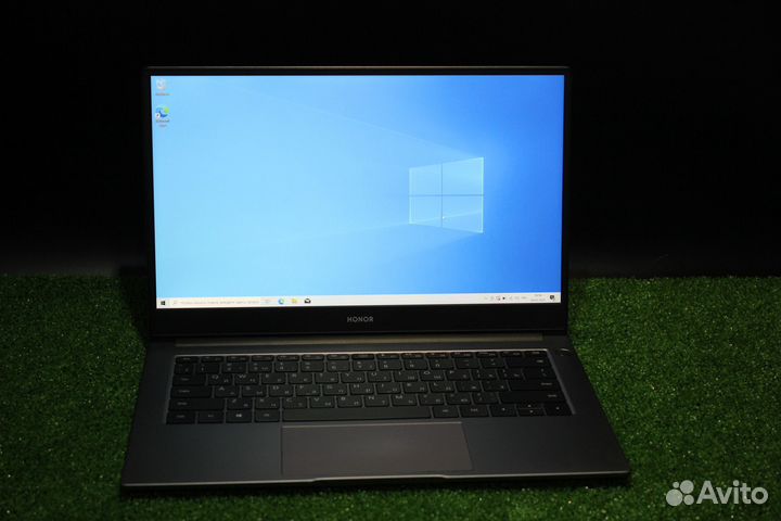 Ноутбук honor i3-10110