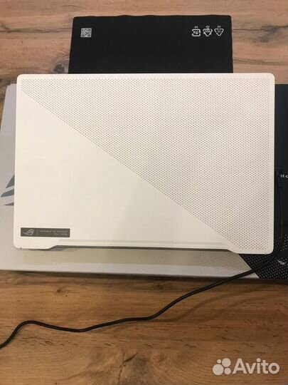 Ноутбук asus ROG Zephyrus G14 (GA401II-BM042T)