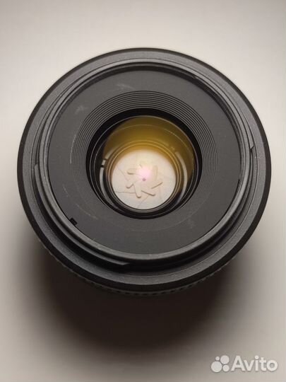 Объектив Nikon 35mm 1.8G DX