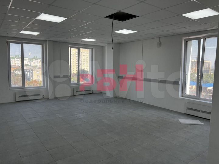 Офис, современный дизайн 69 м новое БЦ