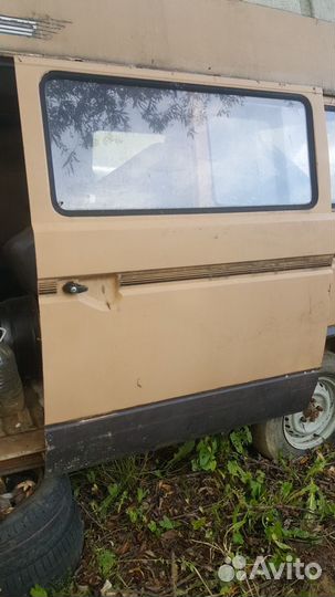 Левая сдвижная дверь Volkswagen transporter t2 t3