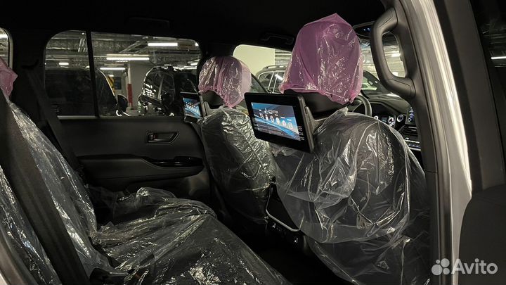 Toyota Land Cruiser 3.3 AT, 2023, 3 км