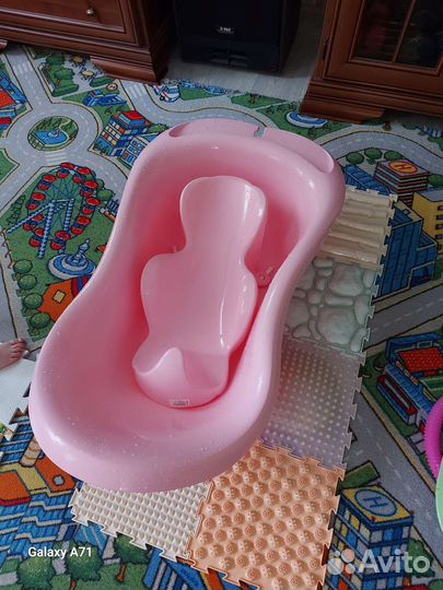 Ванночка для купания с горкой