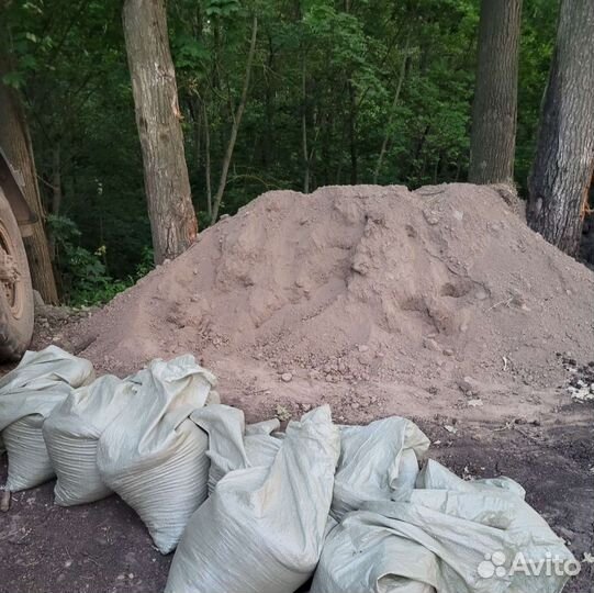 Верхний плодородный слой,грунт, земля