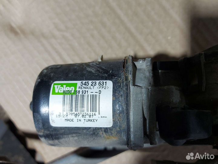 Моторчик стеклоочистителя Renault Clio 3