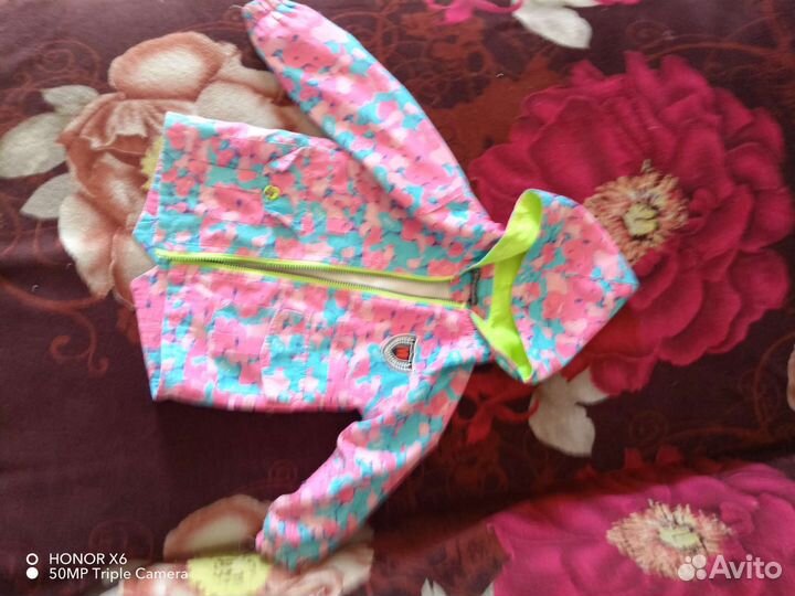 Ветровка для девочки