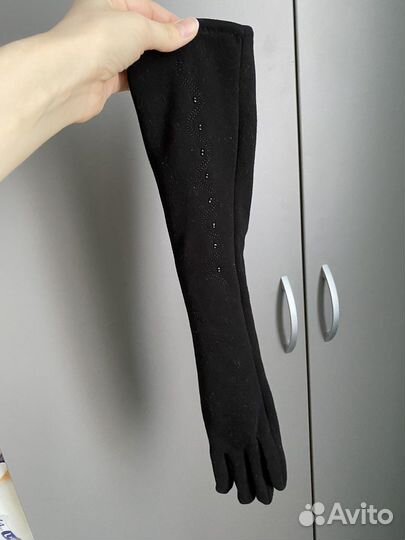 Длинные перчатки
