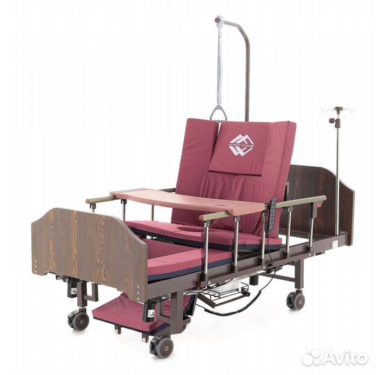 Медицинская кровать функциональная